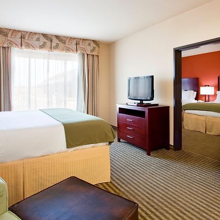 Holiday Inn Express Hotel & Suites Guthrie North Edmond, An Ihg Hotel Екстер'єр фото